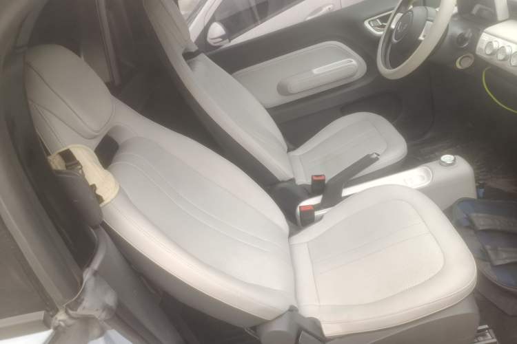 Used Wuling Hongguang MINIEV 2022 Convertible Model Right Front Seat