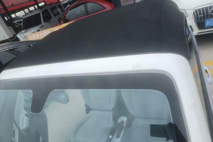 Used Wuling Hongguang MINIEV 2022 Convertible Model Roof