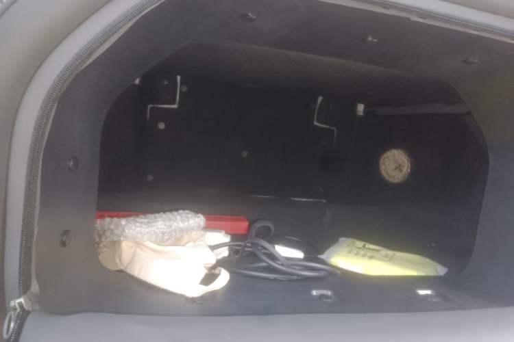 Used Wuling Hongguang MINIEV 2022 Convertible Model Trunk