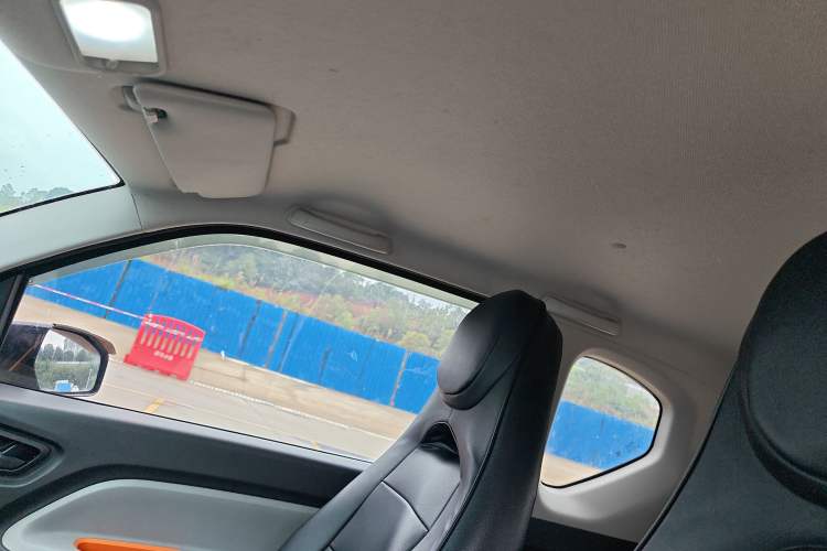 Used Wuling Hongguang MINIEV 2020 Enjoy Edition Lithium-Ion Battery Headliner