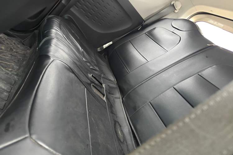 Used Wuling Hongguang MINIEV 2020 Enjoy Edition Lithium-Ion Battery Interior 4