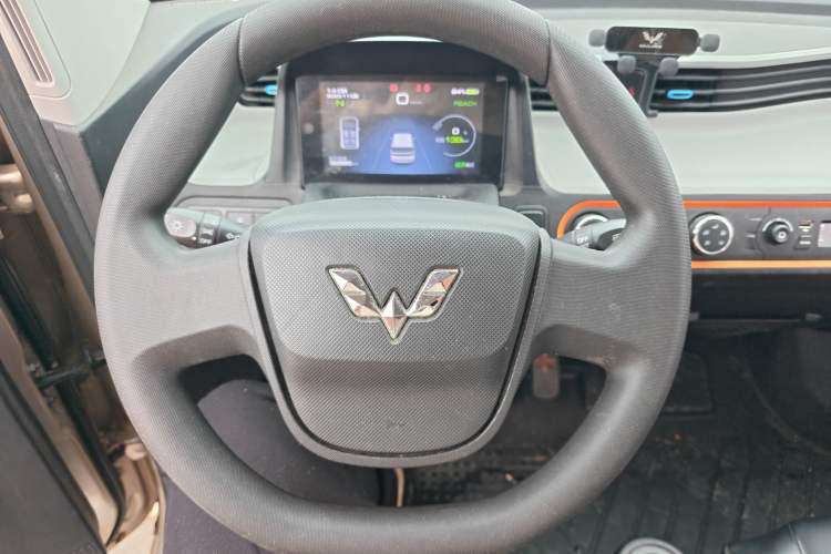 Used Wuling Hongguang MINIEV 2020 Enjoy Edition Lithium-Ion Battery Steering Wheel