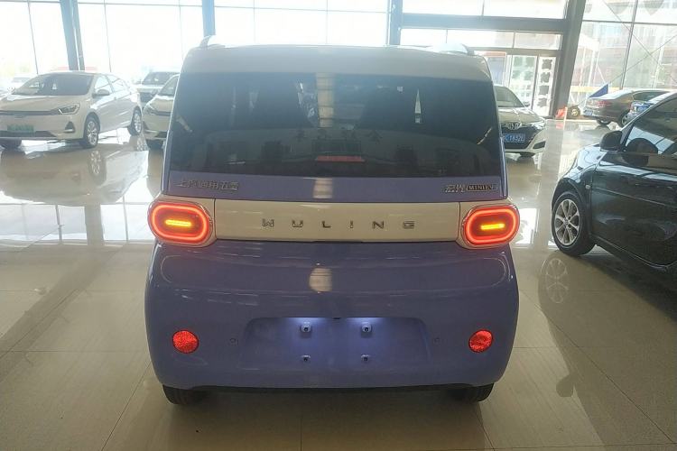 Used Wuling Hongguang MINIEV 2024 3rd Generation 215km Advanced Version Exterior 4