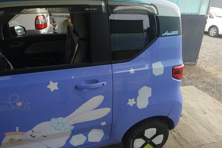 Used Wuling Hongguang MINIEV 2022 Macaron Premium Model – Lithium Iron Phosphate Left Rear Door Interior