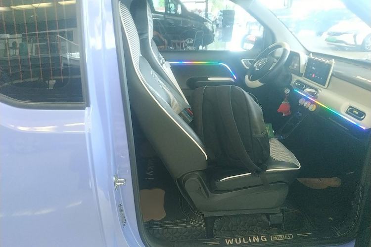 Used Wuling Hongguang MINIEV 2024 3rd Generation 215km Advanced Version Right Front Seat