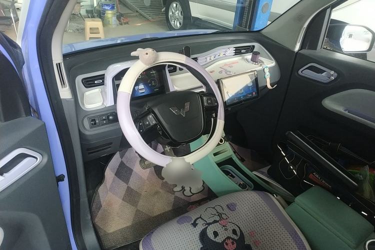 Used Wuling Hongguang MINIEV 2022 Macaron Premium Model – Lithium Iron Phosphate Steering Wheel