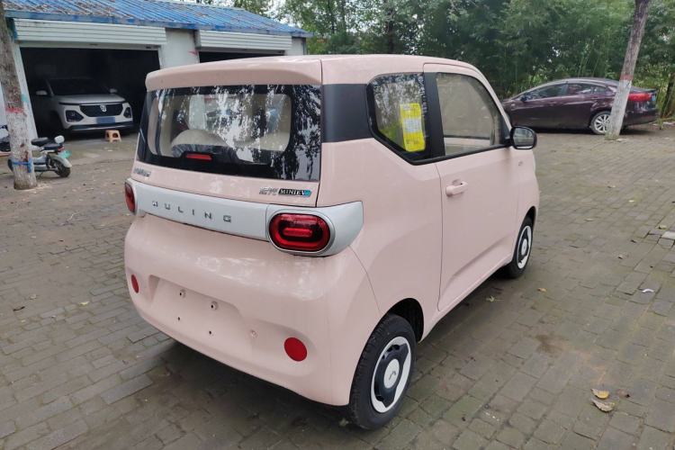 Used Wuling Hongguang MINIEV 2024 3rd Generation 215km Youth Edition Exterior 3