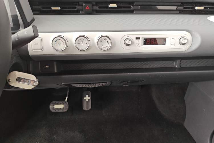 Used Wuling Hongguang MINIEV 2022 GAMEBOY 200km Gaming Edition with Lithium Iron Phosphate Audio And AC Panel