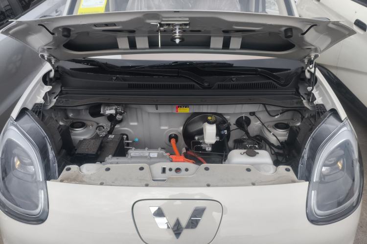 Used Wuling Hongguang MINIEV 2025 Four-Door Version Advanced Edition Engine Bay