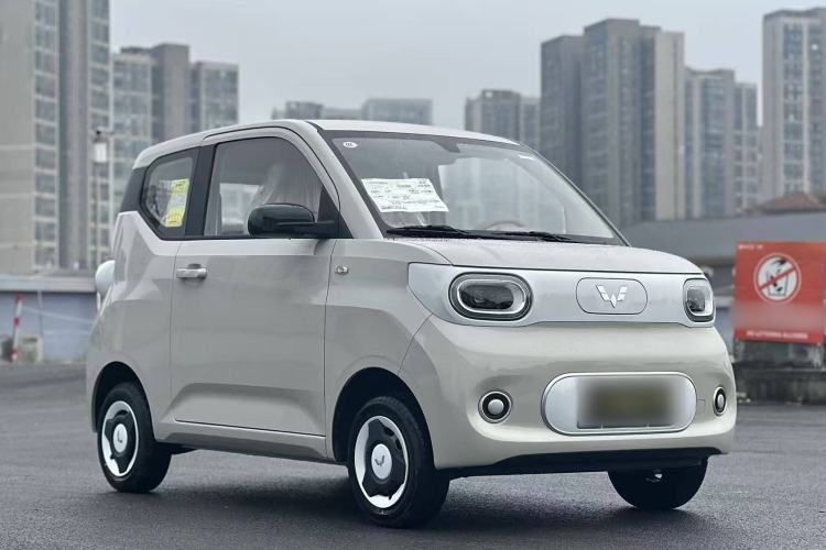 Used Wuling Hongguang MINIEV 2025 Four-Door Version Advanced Edition Exterior 1