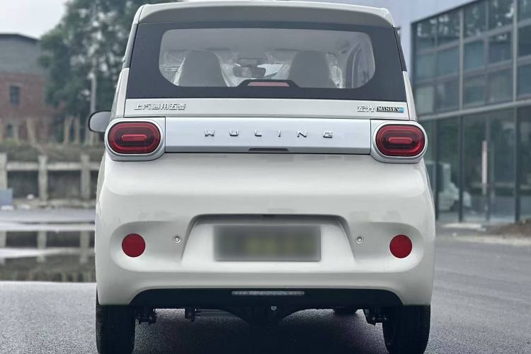 Used Wuling Hongguang MINIEV 2025 Four-Door Version Advanced Edition Exterior 5