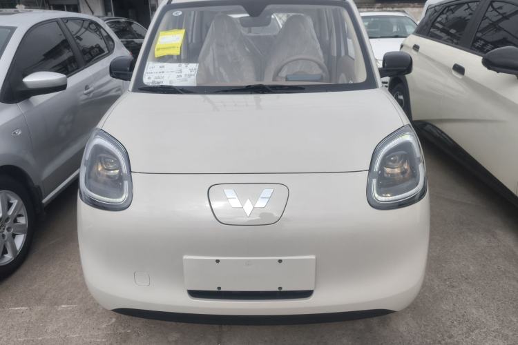 Used Wuling Hongguang MINIEV 2025 Four-Door Version Advanced Edition Front