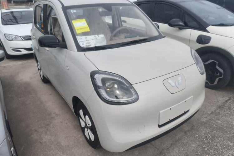 Used Wuling Hongguang MINIEV 2025 Four-Door Version Advanced Edition Front Right 45 Deg