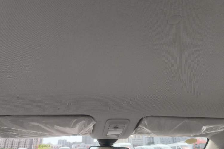 Used Wuling Hongguang MINIEV 2025 Four-Door Version Advanced Edition Headliner