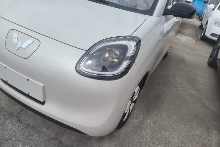 Used Wuling Hongguang MINIEV 2025 Four-Door Version Advanced Edition Left Front Headlight