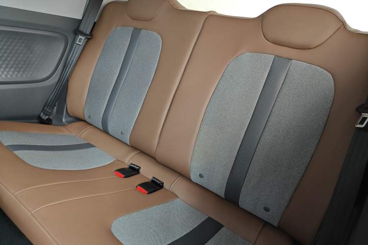 Used Wuling Hongguang MINIEV 2022 GAMEBOY 200km Gaming Edition with Lithium Iron Phosphate Left Rear Seat