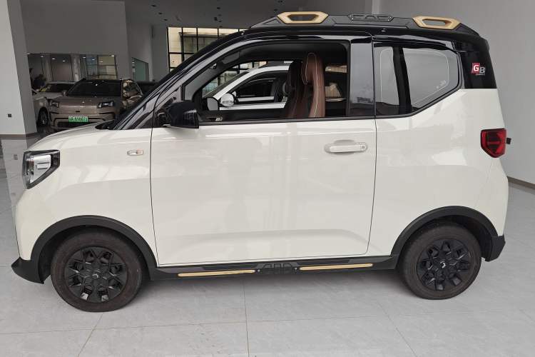 Used Wuling Hongguang MINIEV 2022 GAMEBOY 200km Gaming Edition with Lithium Iron Phosphate Left Side
