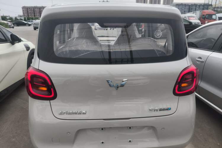 Used Wuling Hongguang MINIEV 2025 Four-Door Version Advanced Edition Rear
