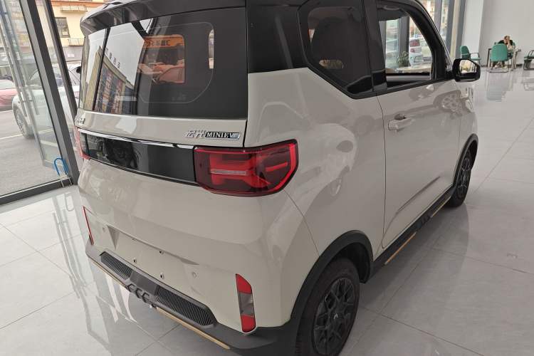 Used Wuling Hongguang MINIEV 2022 GAMEBOY 200km Gaming Edition with Lithium Iron Phosphate Rear Right 45 Deg