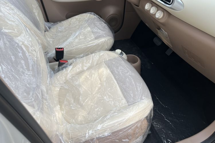 Used Wuling Hongguang MINIEV 2025 Four-Door Version Zhenxiang+ Edition Audio And AC Panel