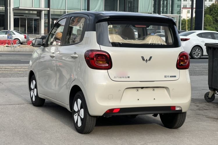 Used Wuling Hongguang MINIEV 2025 Four-Door Version Zhenxiang+ Edition Exterior 3