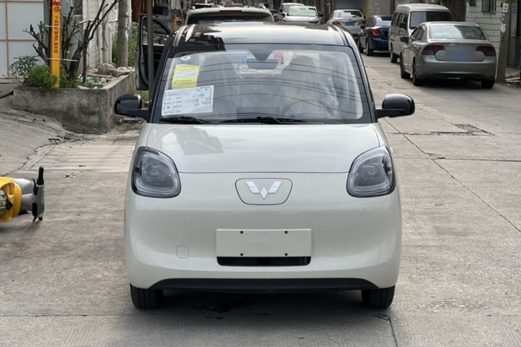 Used Wuling Hongguang MINIEV 2025 Four-Door Version Zhenxiang+ Edition Exterior 4