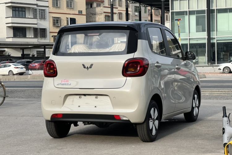 Used Wuling Hongguang MINIEV 2025 Four-Door Version Zhenxiang+ Edition Exterior 7