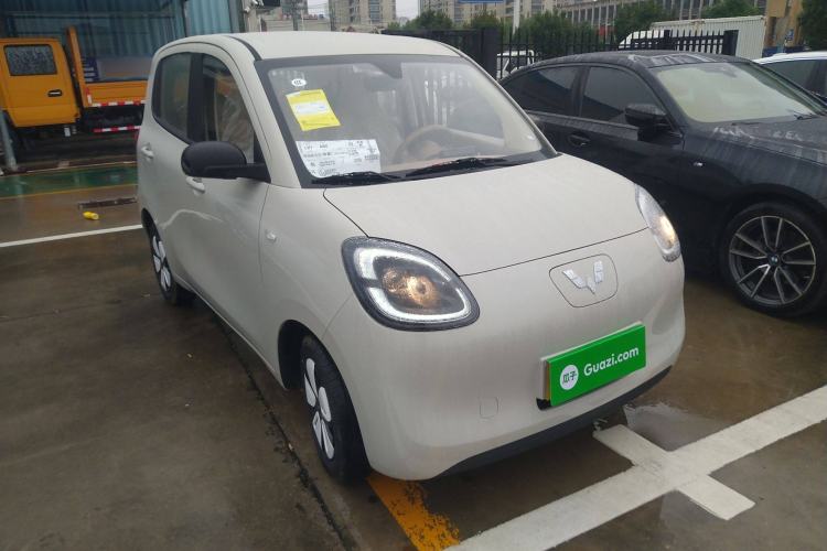 Used Wuling Hongguang MINIEV 2025 Four-Door Version Advanced Edition Front Right 45 Deg