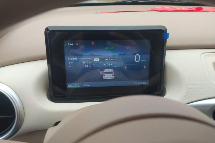 Used Wuling Hongguang MINIEV 2025 Four-Door Version Advanced Edition Instrument Cluster