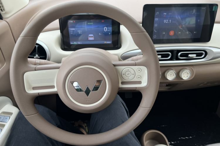 Used Wuling Hongguang MINIEV 2025 Four-Door Version Zhenxiang+ Edition Instrument Cluster