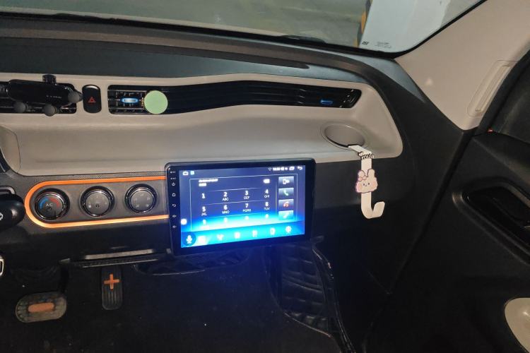 Used Wuling Hongguang MINIEV 2020 Easy Version Lithium-Ion Battery Audio And AC Panel