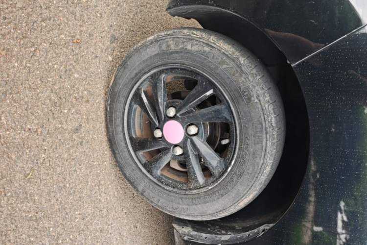 Used Wuling Hongguang MINIEV 2020 Enjoyment Model Lithium Iron Phosphate Left Front Wheel Hub