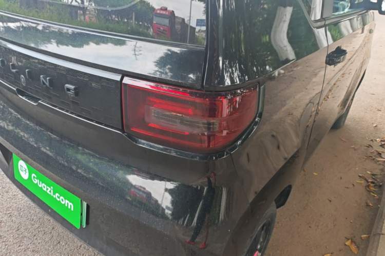 Used Wuling Hongguang MINIEV 2020 Enjoyment Model Lithium Iron Phosphate Right Rear Taillight