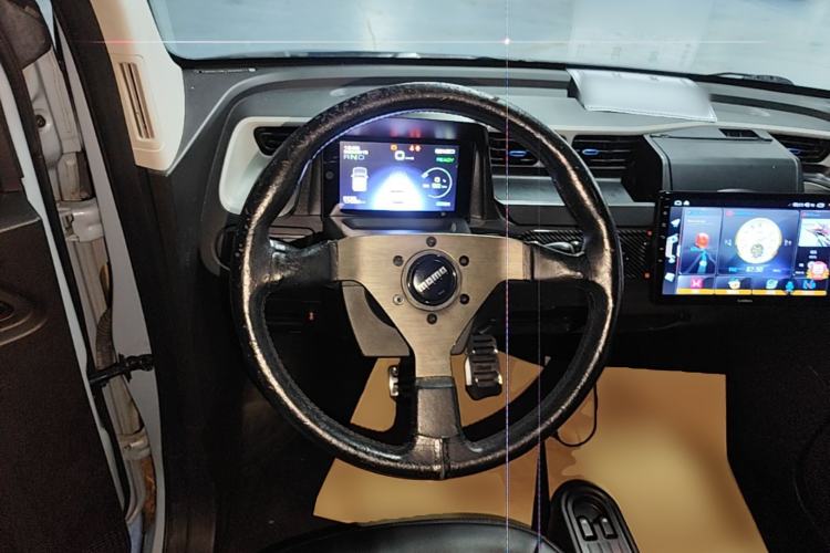 Used Wuling Hongguang MINIEV 2020 Enjoyment Model Lithium Iron Phosphate Steering Wheel
