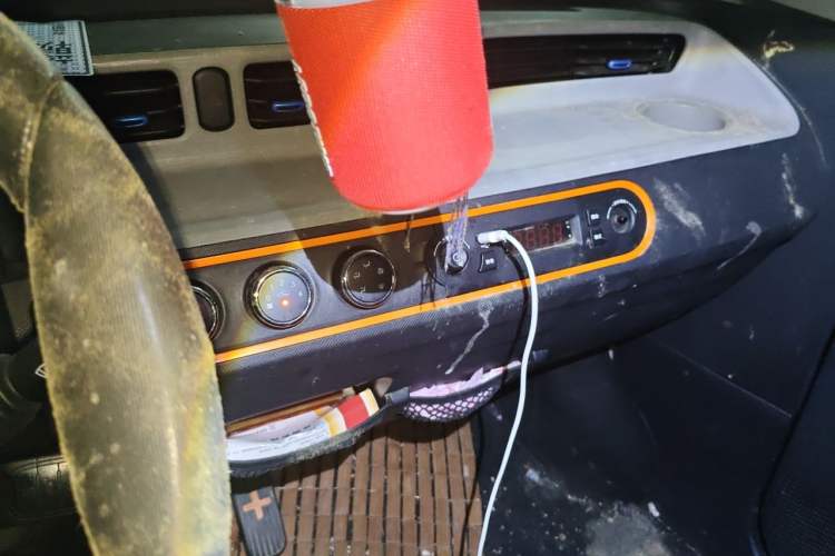 Used Wuling Hongguang MINIEV 2020 Freedom Version Lithium Iron Phosphate Audio And AC Panel