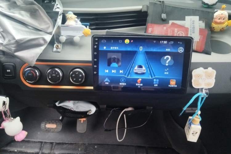 Used Wuling Hongguang MINIEV 2020 Freedom Version Lithium Iron Phosphate Audio And AC Panel