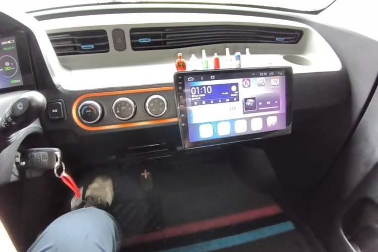 Used Wuling Hongguang MINIEV 2020 Freedom Version Lithium Iron Phosphate Audio And AC Panel