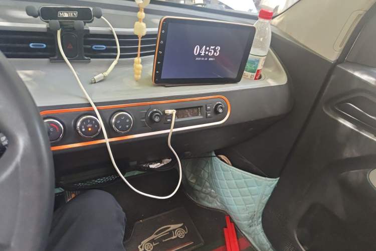 Used Wuling Hongguang MINIEV 2020 Enjoyment Model Lithium Iron Phosphate Audio And AC Panel