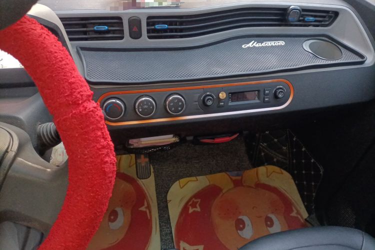 Used Wuling Hongguang MINIEV 2020 Easy Version Lithium-Ion Battery Audio And AC Panel