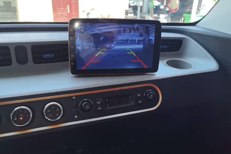 Used Wuling Hongguang MINIEV 2020 Freedom Version Lithium Iron Phosphate Audio And AC Panel