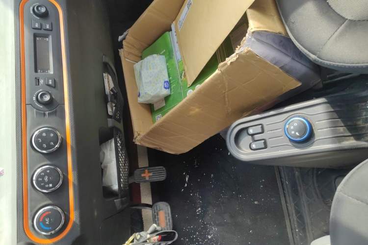 Used Wuling Hongguang MINIEV 2020 Freedom Version Lithium Iron Phosphate Audio And AC Panel