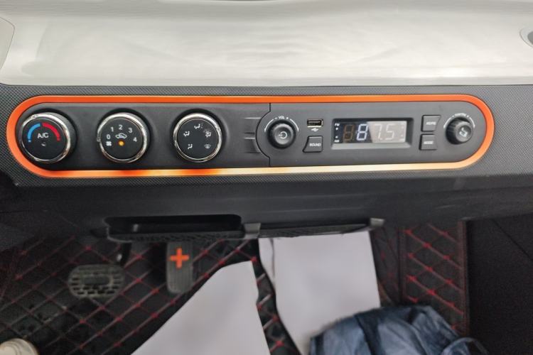 Used Wuling Hongguang MINIEV 2020 Enjoyment Model Lithium Iron Phosphate Audio And AC Panel