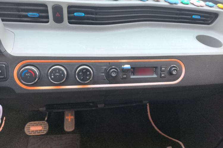 Used Wuling Hongguang MINIEV 2020 Enjoy Edition Lithium-Ion Battery Audio And AC Panel