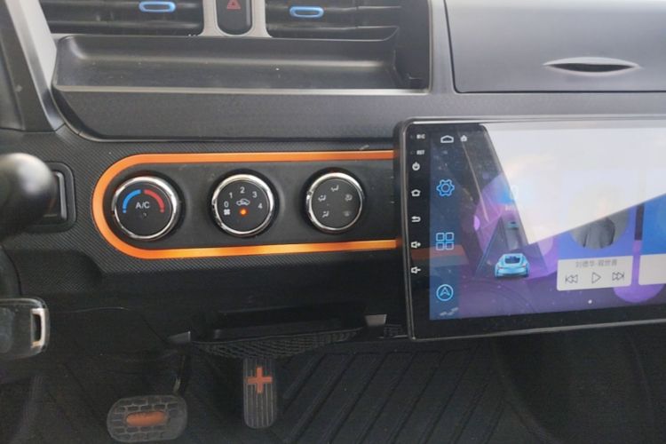 Used Wuling Hongguang MINIEV 2020 Enjoyment Model Lithium Iron Phosphate Audio And AC Panel