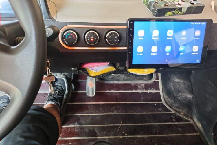 Used Wuling Hongguang MINIEV 2020 Freedom Version Lithium Iron Phosphate Audio And AC Panel