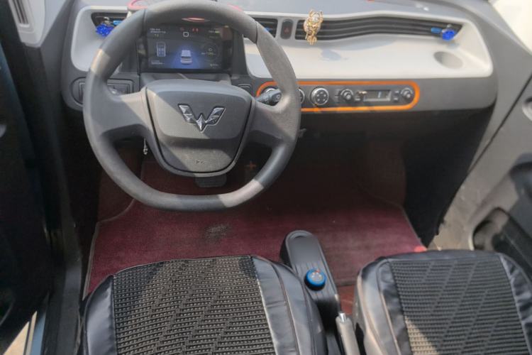 Used Wuling Hongguang MINIEV 2020 Enjoy Edition Lithium-Ion Battery Center Console