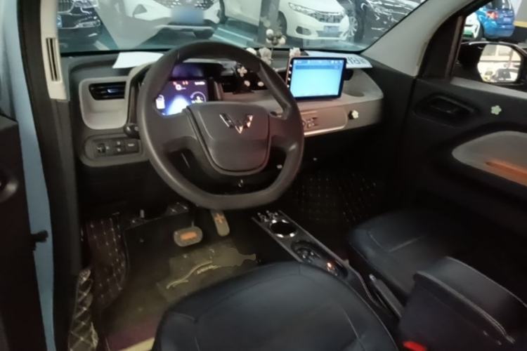 Used Wuling Hongguang MINIEV 2020 Enjoy Edition Lithium-Ion Battery Center Console