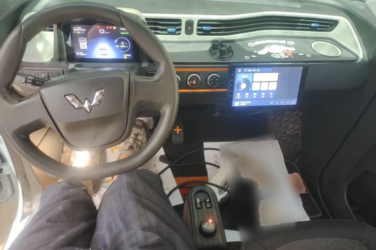 Used Wuling Hongguang MINIEV 2020 Enjoy Edition Lithium-Ion Battery Center Console