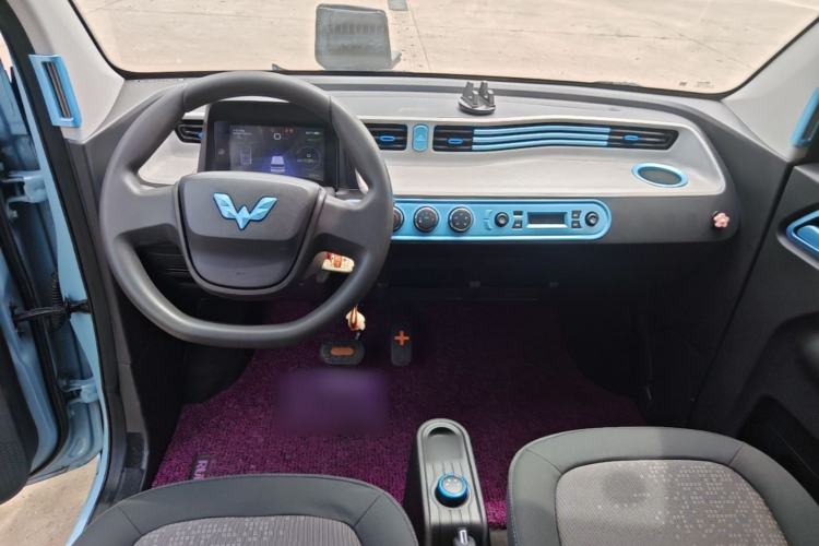Used Wuling Hongguang MINIEV 2020 Enjoy Edition Lithium-Ion Battery Center Console