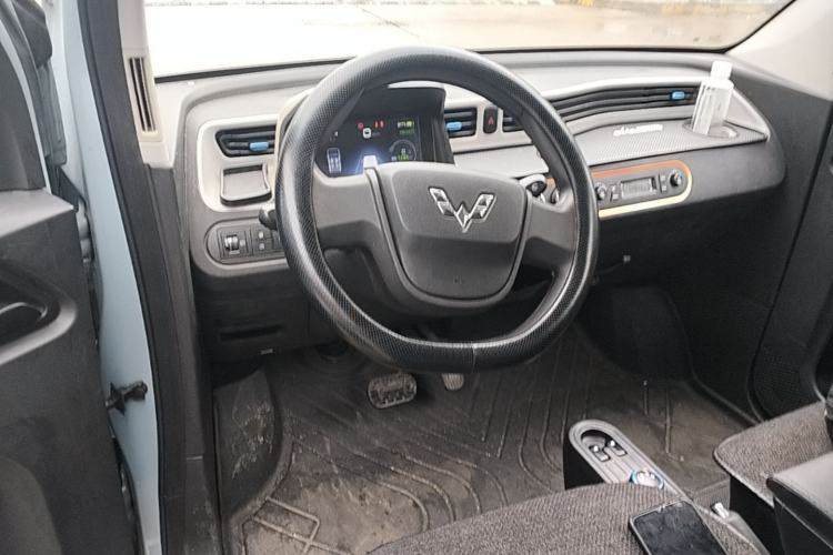 Used Wuling Hongguang MINIEV 2020 Enjoy Edition Lithium-Ion Battery Center Console